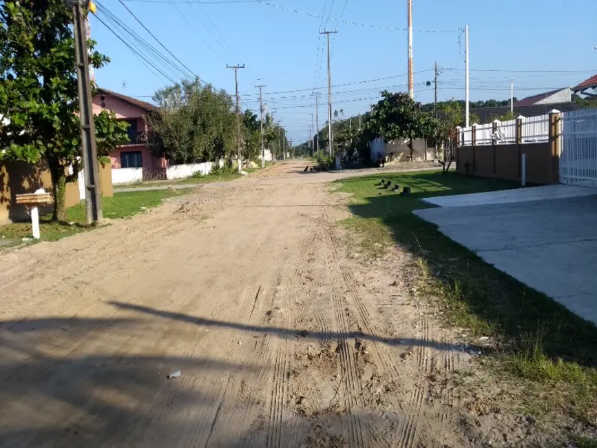 Foto 3 de Casa com 5 quartos à venda, 400m2 em Nereidas, Guaratuba - PR