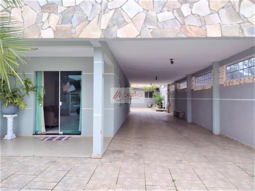 Foto 7 de Casa com 5 quartos à venda, 240m2 em Centro, Guaratuba - PR