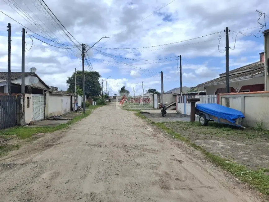 Casa com 2 quartos à venda, 75m2 em Guaratuba - PR - imagem 9 Foto 9 de Casa com 2 quartos à venda, 75m2 em Guaratuba - PR