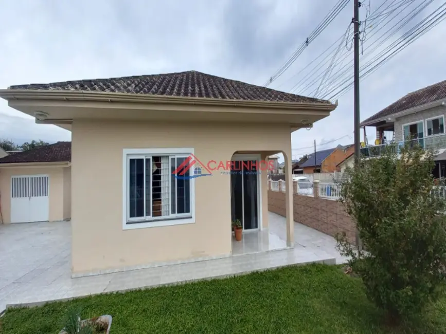 Foto 4 de Casa com 3 quartos à venda, 210m2 em Guaratuba - PR