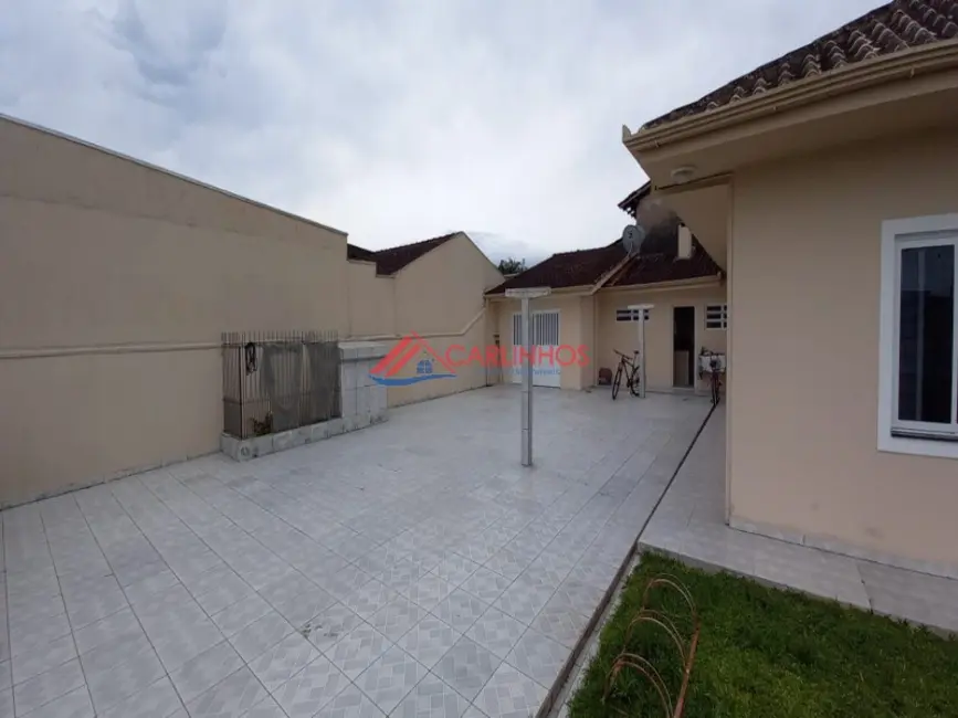 Foto 3 de Casa com 3 quartos à venda, 210m2 em Guaratuba - PR