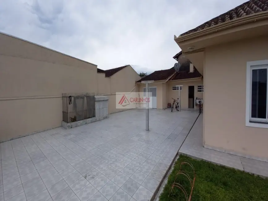 Casa com 3 quartos à venda, 210m2 em Guaratuba - PR - imagem 3 Foto 3 de Casa com 3 quartos à venda, 210m2 em Guaratuba - PR