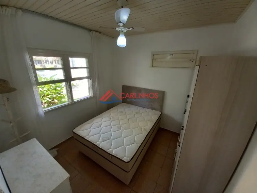 Casa com 3 quartos para alugar, 100m2 em Centro, Guaratuba - PR - imagem 9 Foto 9 de Casa com 3 quartos para alugar, 100m2 em Centro, Guaratuba - PR