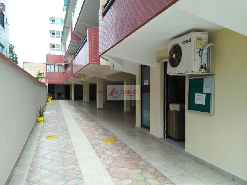 Foto 2 de Apartamento com 2 quartos para alugar, 45m2 em Centro, Guaratuba - PR