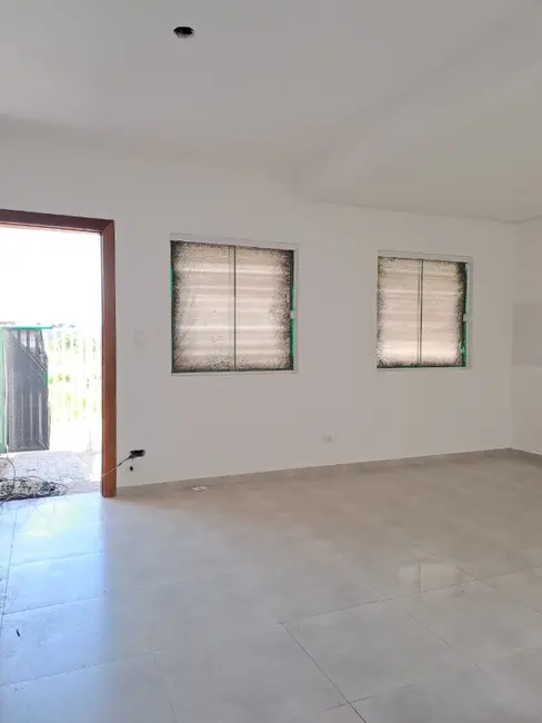 Sobrado com 2 quartos à venda, 72m2 em Guaratuba - PR - imagem 6 Foto 6 de Sobrado com 2 quartos à venda, 72m2 em Guaratuba - PR