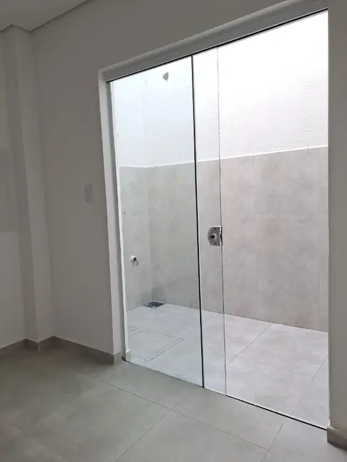 Sobrado com 2 quartos à venda, 72m2 em Guaratuba - PR - imagem 8 Foto 8 de Sobrado com 2 quartos à venda, 72m2 em Guaratuba - PR