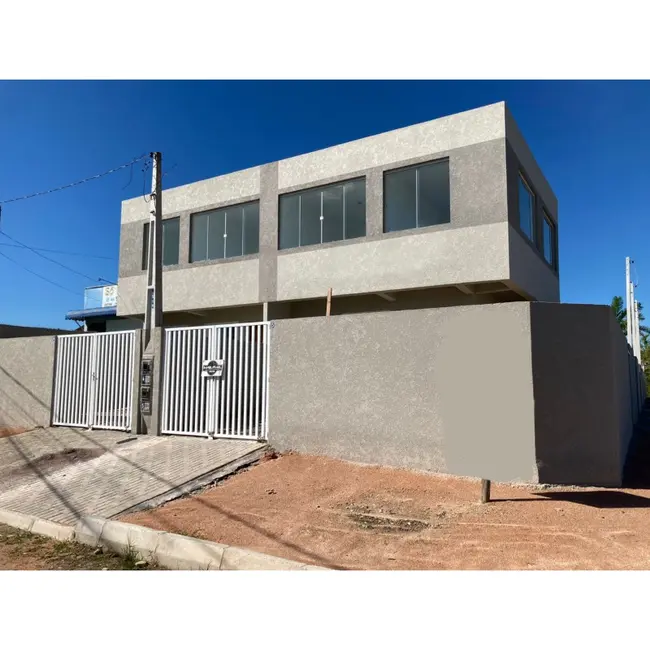 Sobrado com 2 quartos à venda, 72m2 em Guaratuba - PR - imagem 1 Foto 1 de Sobrado com 2 quartos à venda, 72m2 em Guaratuba - PR