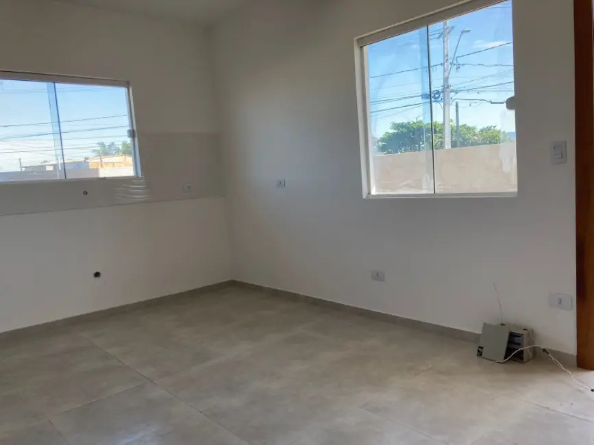 Sobrado com 2 quartos à venda, 80m2 em Guaratuba - PR - imagem 7 Foto 7 de Sobrado com 2 quartos à venda, 80m2 em Guaratuba - PR