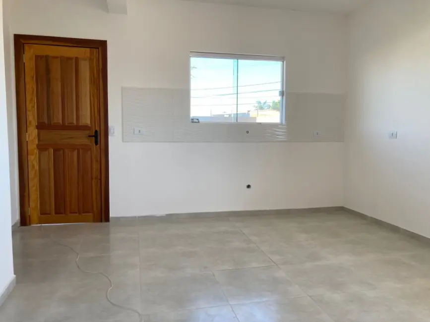 Sobrado com 2 quartos à venda, 80m2 em Guaratuba - PR - imagem 6 Foto 6 de Sobrado com 2 quartos à venda, 80m2 em Guaratuba - PR