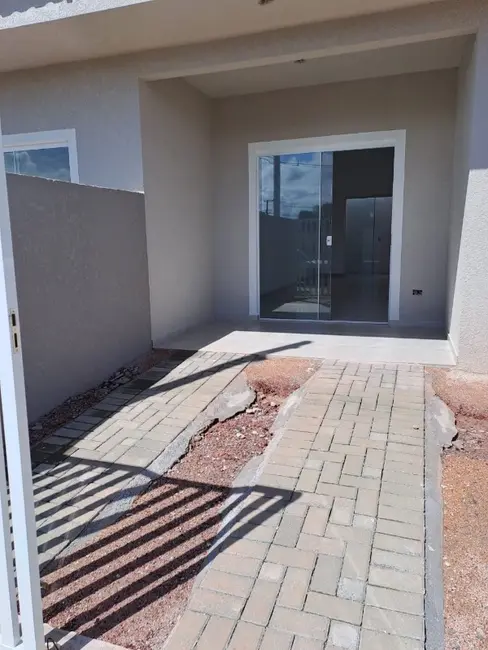 Casa com 2 quartos à venda, 64m2 em Guaratuba - PR - imagem 3 Foto 3 de Casa com 2 quartos à venda, 64m2 em Guaratuba - PR