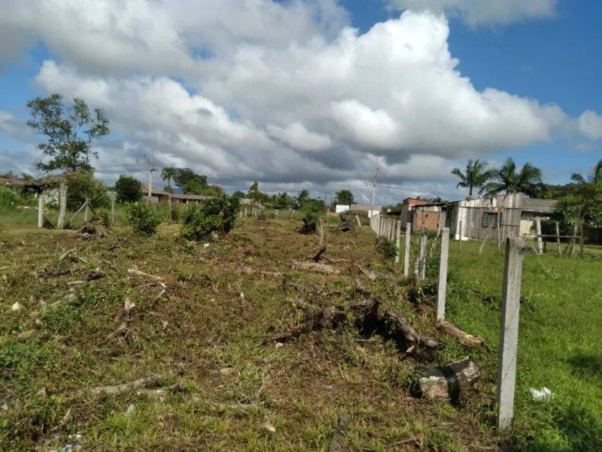 Foto 2 de Terreno / Lote à venda, 579m2 em Guaratuba - PR