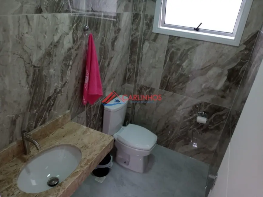 Foto 9 de Casa com 5 quartos à venda, 321m2 em Centro, Guaratuba - PR