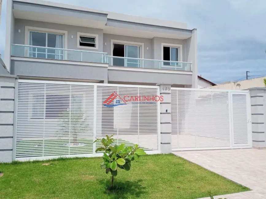 Foto 3 de Casa com 5 quartos à venda, 321m2 em Centro, Guaratuba - PR