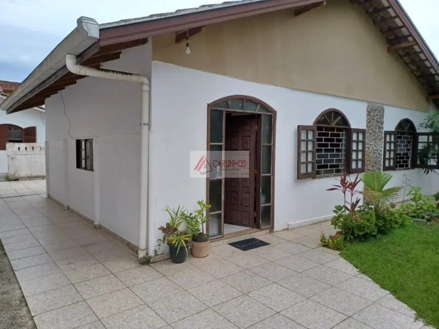 Foto 2 de Casa com 4 quartos à venda, 160m2 em Guaratuba - PR
