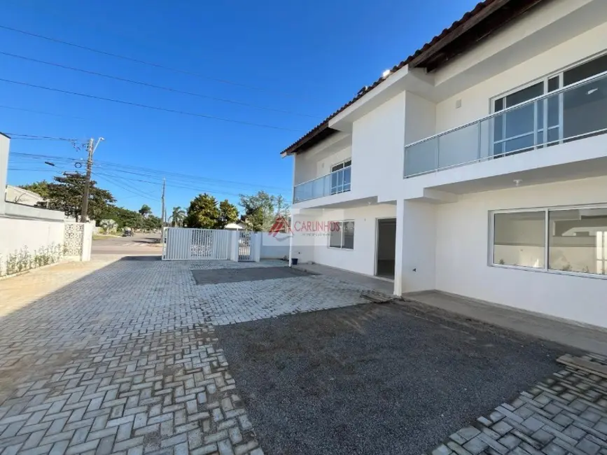 Sobrado com 3 quartos à venda, 128m2 em Guaratuba - PR - imagem 4 Foto 4 de Sobrado com 3 quartos à venda, 128m2 em Guaratuba - PR