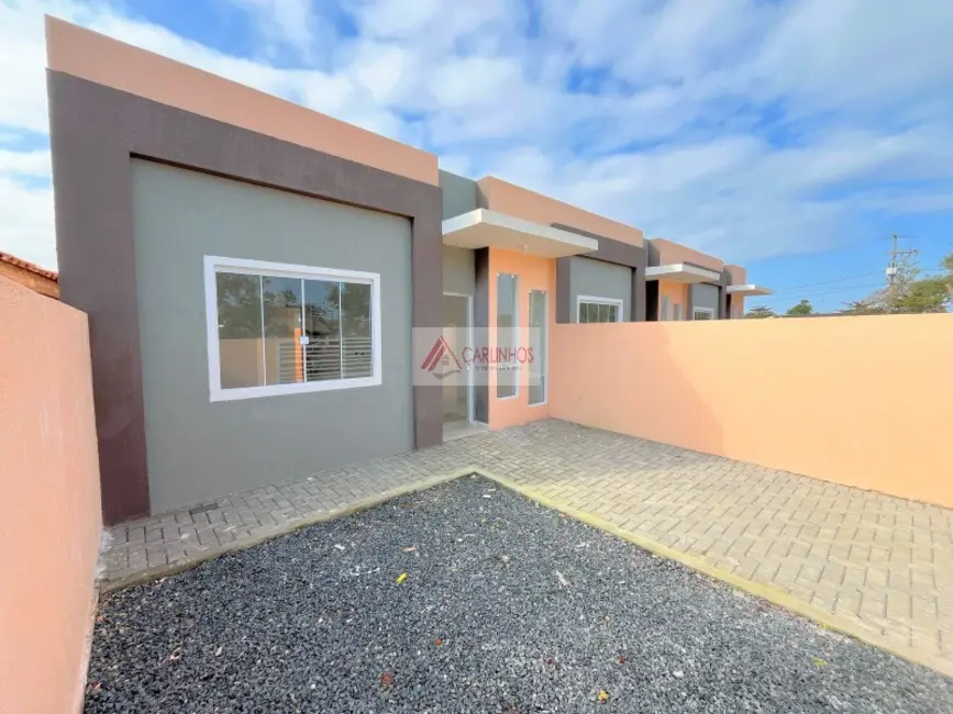 Foto 4 de Casa com 2 quartos à venda, 60m2 em Guaratuba - PR