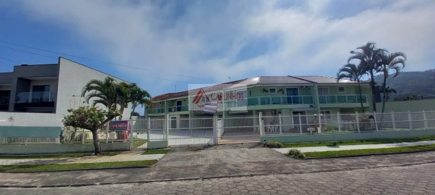 Foto 1 de Sobrado com 3 quartos à venda, 170m2 em Centro, Guaratuba - PR