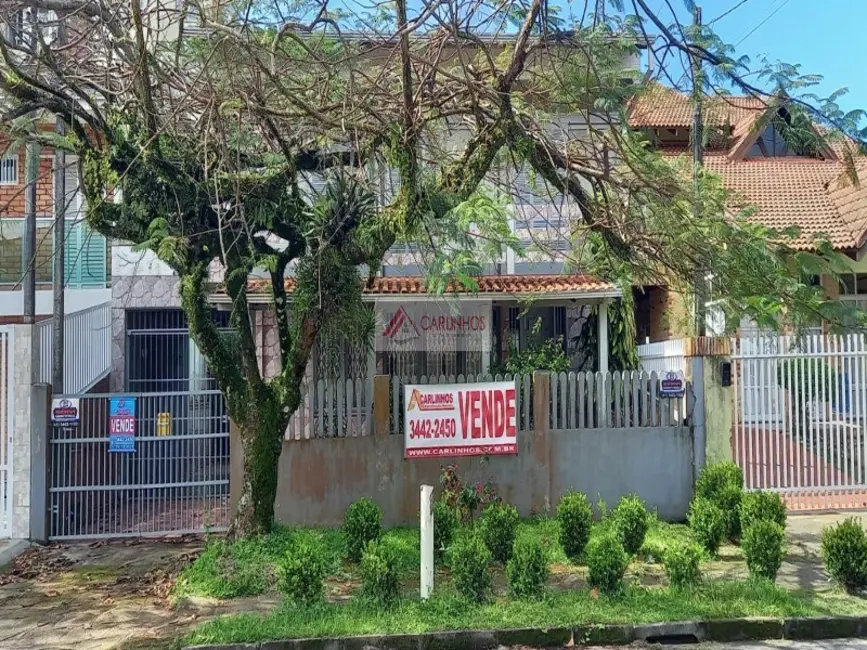 Foto 1 de Sobrado com 3 quartos à venda, 171m2 em Centro, Guaratuba - PR