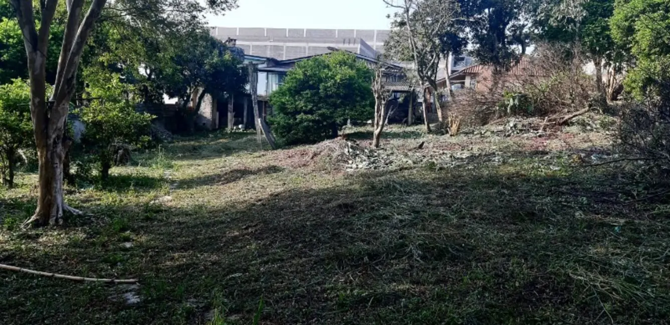 Terreno / Lote à venda, 2326m2 em Uberaba, Curitiba - PR - imagem 6 Foto 6 de Terreno / Lote à venda, 2326m2 em Uberaba, Curitiba - PR