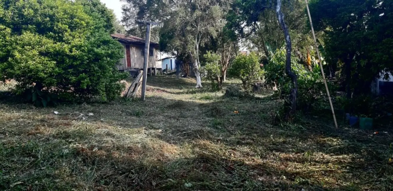 Terreno / Lote à venda, 2326m2 em Uberaba, Curitiba - PR - imagem 4 Foto 4 de Terreno / Lote à venda, 2326m2 em Uberaba, Curitiba - PR