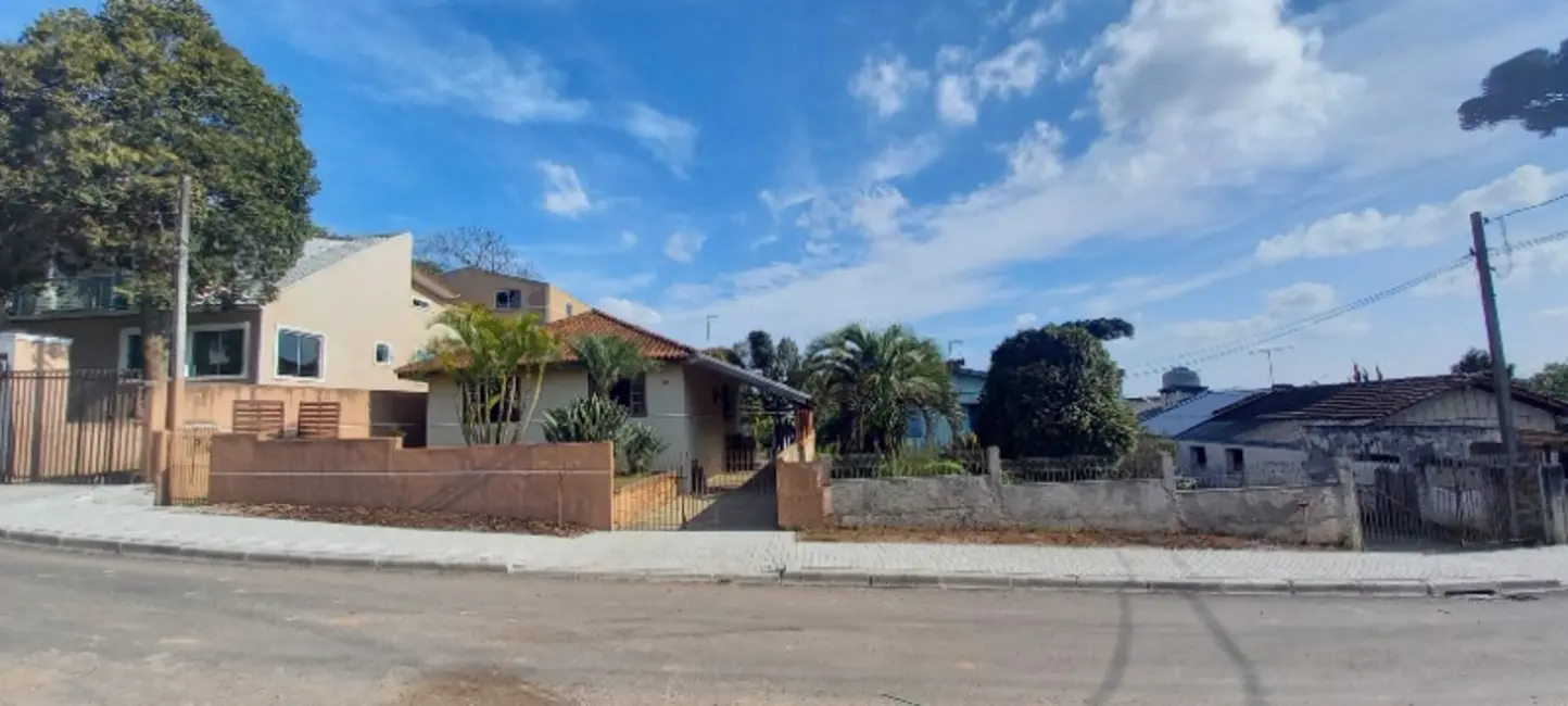 Foto 1 de Terreno / Lote à venda, 2326m2 em Uberaba, Curitiba - PR