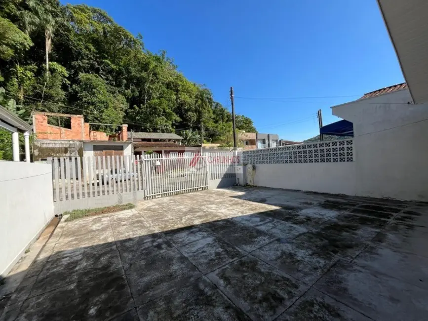 Foto 3 de Casa com 4 quartos à venda, 140m2 em Centro, Guaratuba - PR