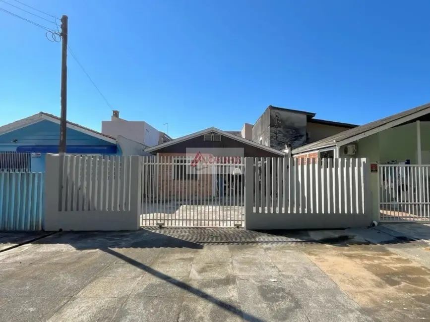 Foto 1 de Casa com 4 quartos à venda, 140m2 em Centro, Guaratuba - PR