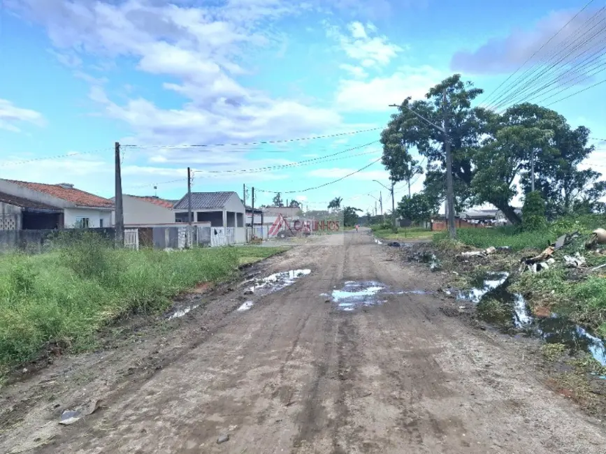Foto 2 de Terreno / Lote à venda, 360m2 em Guaratuba - PR
