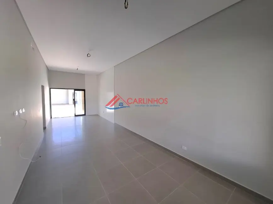 Foto 2 de Casa com 3 quartos à venda, 150m2 em Guaratuba - PR