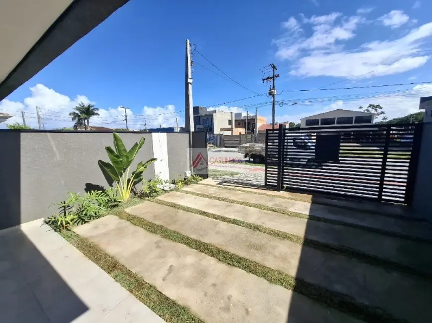 Sobrado com 4 quartos à venda, 171m2 em Guaratuba - PR - imagem 3 Foto 3 de Sobrado com 4 quartos à venda, 171m2 em Guaratuba - PR