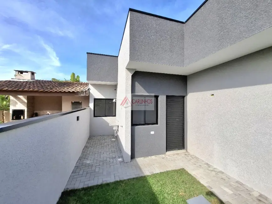 Casa com 3 quartos à venda, 79m2 em Guaratuba - PR - imagem 4 Foto 4 de Casa com 3 quartos à venda, 79m2 em Guaratuba - PR