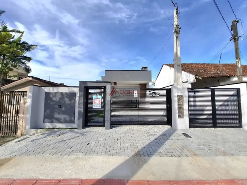 Foto 1 de Casa com 3 quartos à venda, 79m2 em Guaratuba - PR