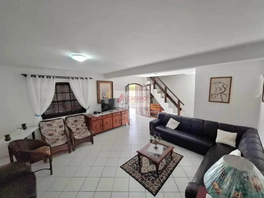 Foto 6 de Casa com 5 quartos à venda, 312m2 em Guaratuba - PR