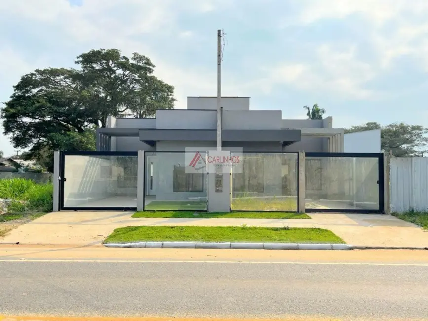 Foto 1 de Casa com 3 quartos à venda, 65m2 em Nereidas, Guaratuba - PR