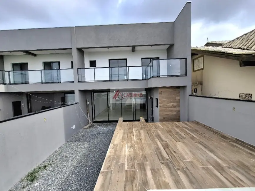 Foto 2 de Sobrado com 3 quartos à venda, 221m2 em Guaratuba - PR