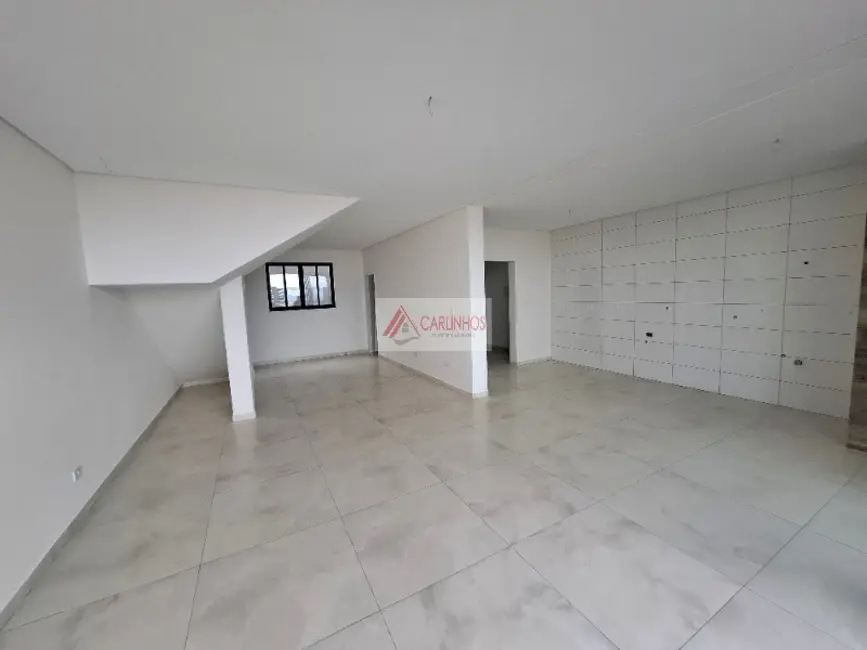 Sobrado com 3 quartos à venda, 221m2 em Guaratuba - PR - imagem 4 Foto 4 de Sobrado com 3 quartos à venda, 221m2 em Guaratuba - PR