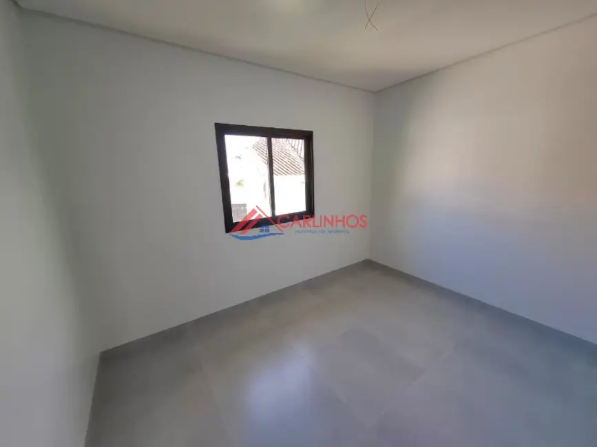 Sobrado com 3 quartos à venda, 124m2 em Centro, Guaratuba - PR - imagem 9 Foto 9 de Sobrado com 3 quartos à venda, 124m2 em Centro, Guaratuba - PR