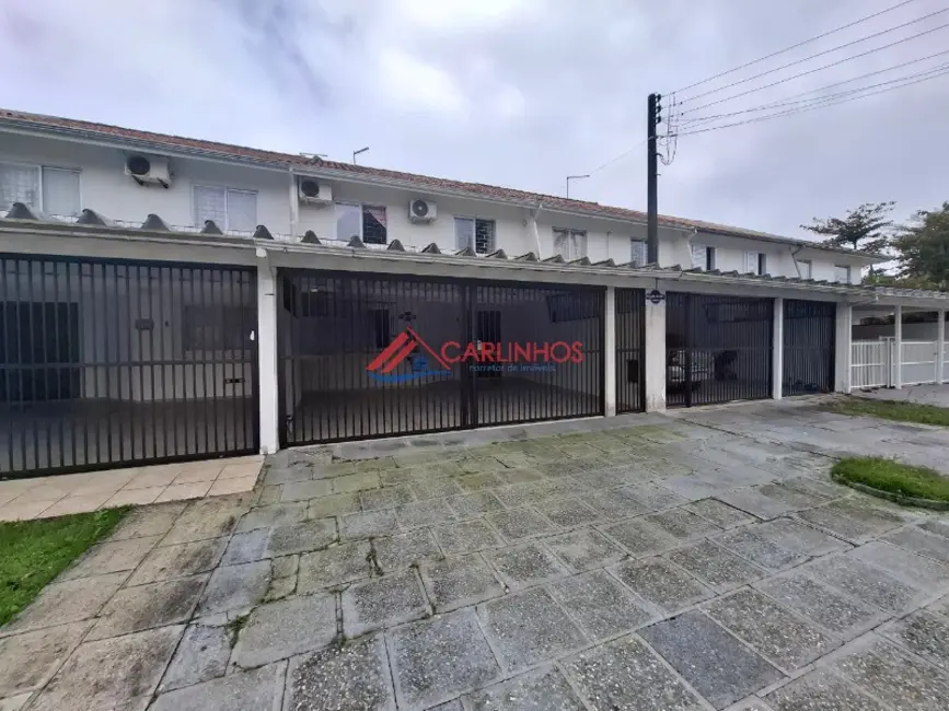 Sobrado com 3 quartos à venda, 92m2 em Centro, Guaratuba - PR - imagem 1 Foto 1 de Sobrado com 3 quartos à venda, 92m2 em Centro, Guaratuba - PR