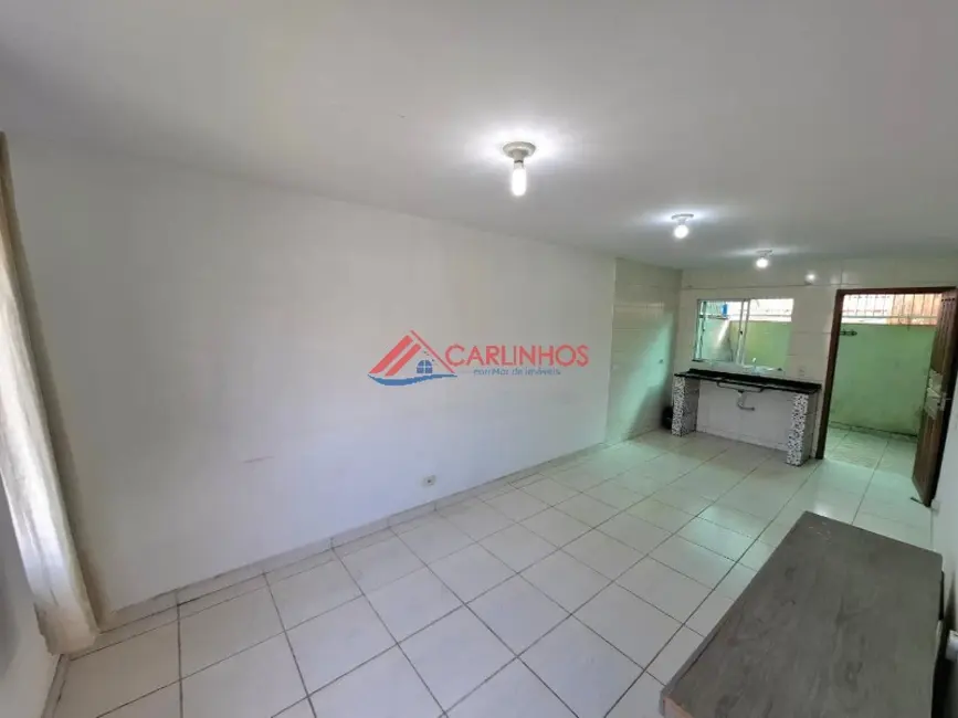 Foto 3 de Casa com 2 quartos à venda, 47m2 em Guaratuba - PR