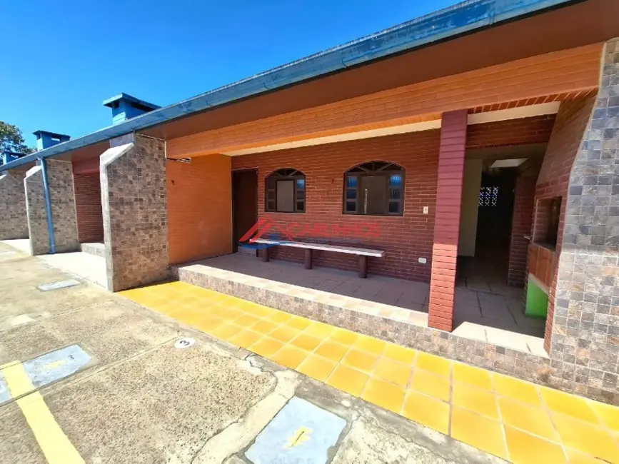 Casa com 2 quartos à venda, 51m2 em Guaratuba - PR - imagem 3 Foto 3 de Casa com 2 quartos à venda, 51m2 em Guaratuba - PR