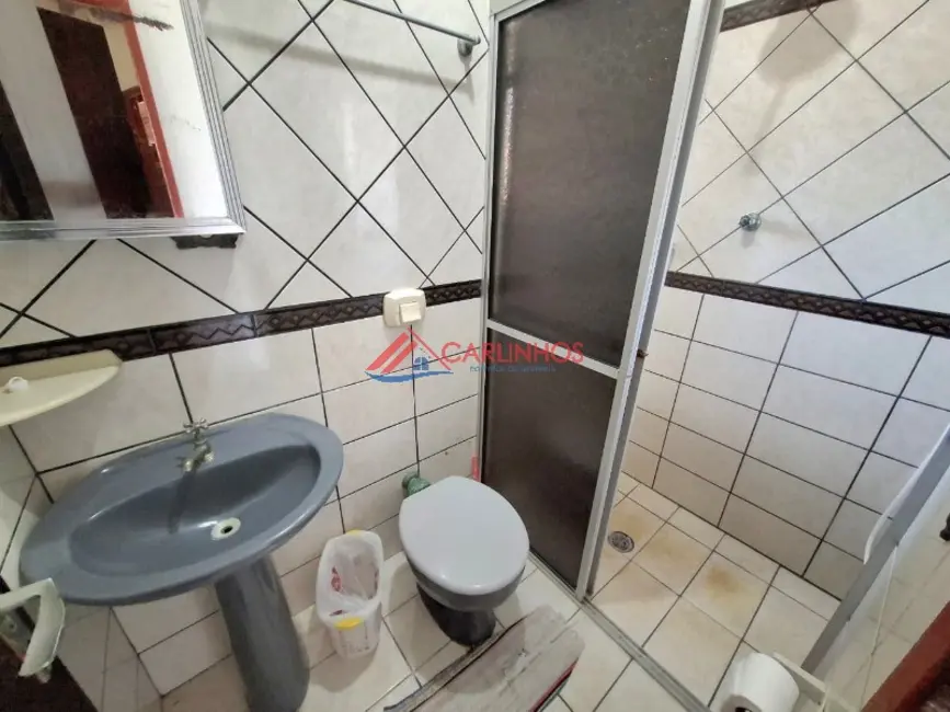 Sobrado com 7 quartos à venda, 192m2 em Guaratuba - PR - imagem 4 Foto 4 de Sobrado com 7 quartos à venda, 192m2 em Guaratuba - PR