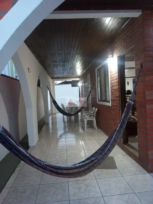 Foto 7 de Casa com 2 quartos à venda, 119m2 em Guaratuba - PR
