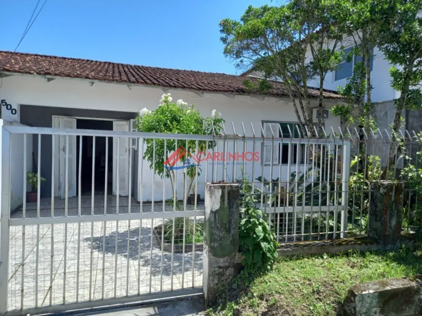 Casa com 3 quartos à venda, 210m2 em Guaratuba - PR - imagem 2 Foto 2 de Casa com 3 quartos à venda, 210m2 em Guaratuba - PR