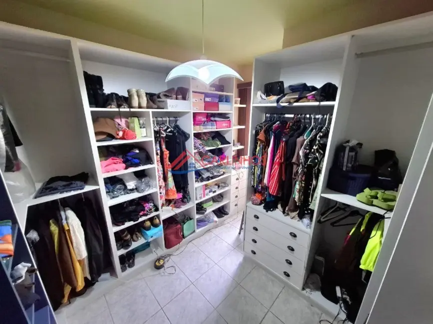 Foto 9 de Casa com 3 quartos à venda, 65m2 em Centro, Guaratuba - PR