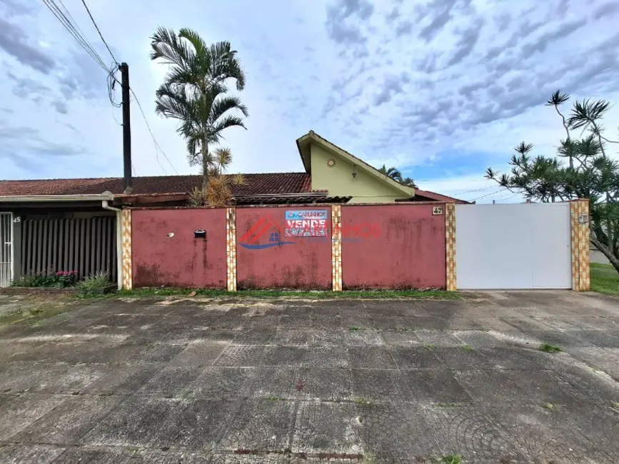 Foto 1 de Casa com 3 quartos à venda, 65m2 em Centro, Guaratuba - PR