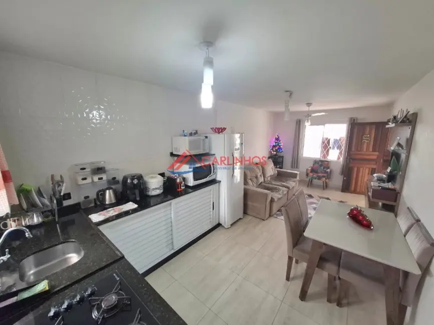 Foto 3 de Casa com 2 quartos à venda, 47m2 em Guaratuba - PR