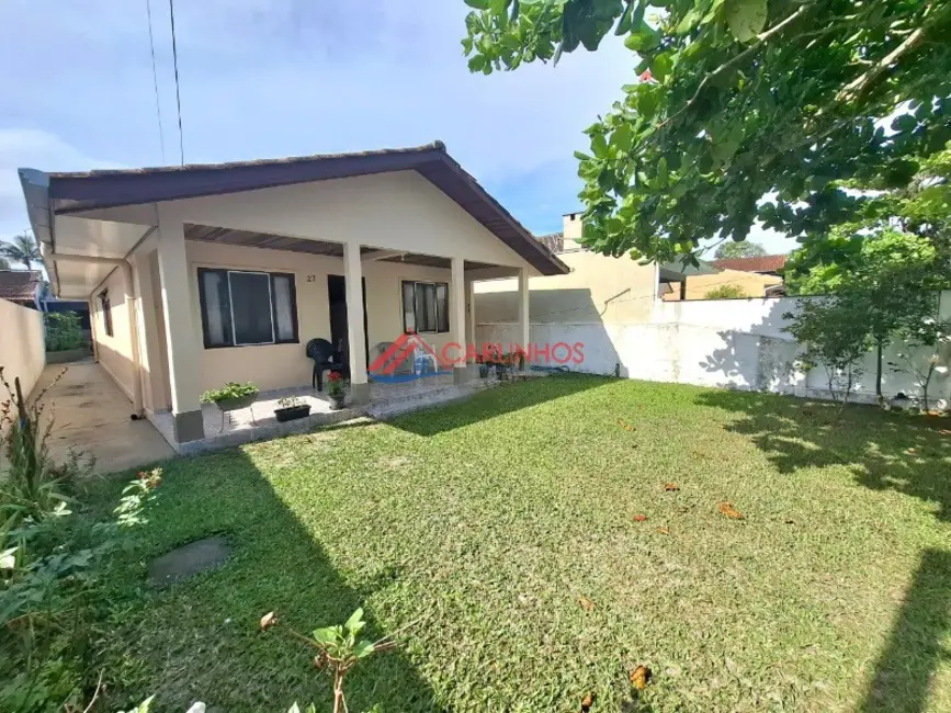 Foto 4 de Casa com 5 quartos à venda, 320m2 em Guaratuba - PR