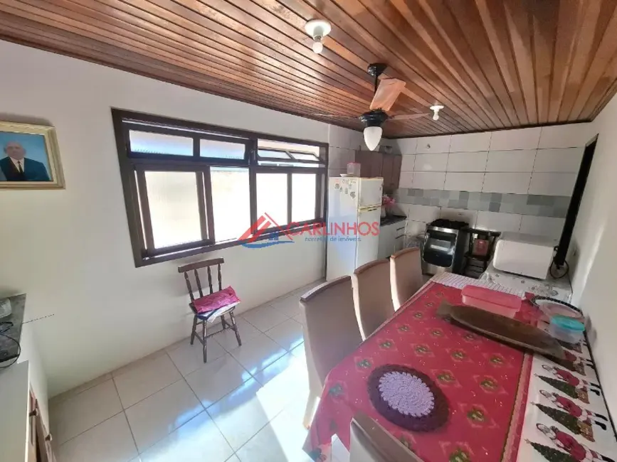 Foto 9 de Casa com 5 quartos à venda, 320m2 em Guaratuba - PR