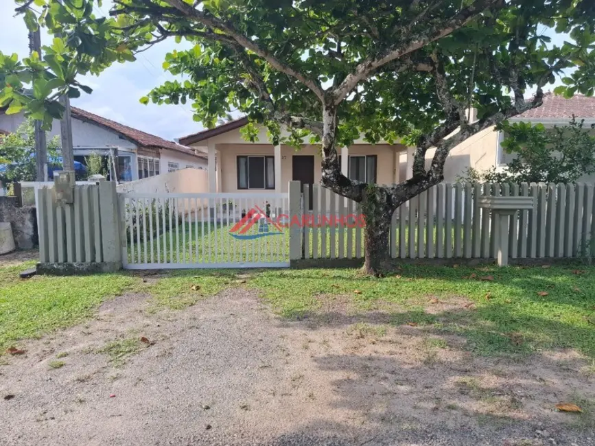 Foto 1 de Casa com 5 quartos à venda, 320m2 em Guaratuba - PR