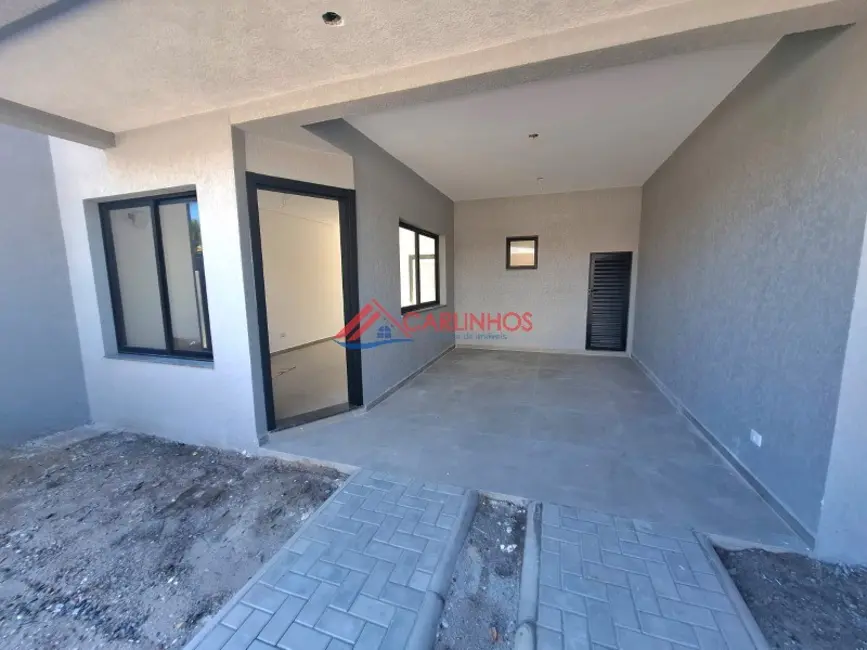 Foto 4 de Sobrado com 3 quartos à venda, 132m2 em Guaratuba - PR